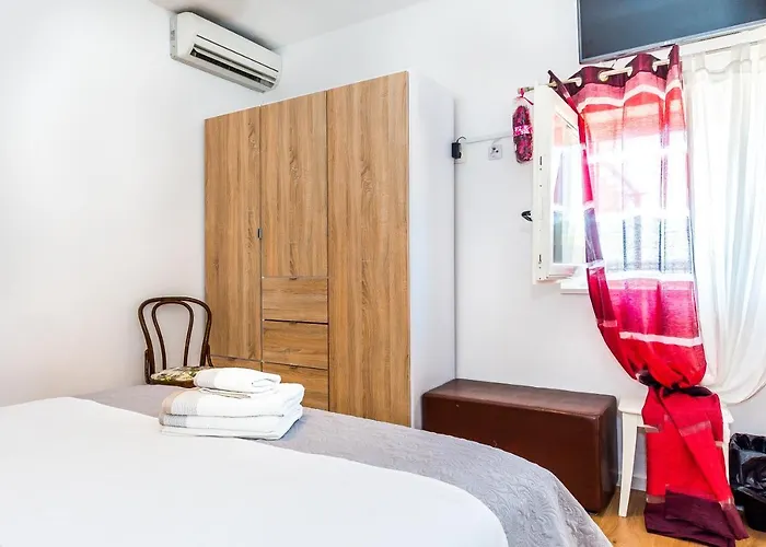 וילה Rosko סקארדין